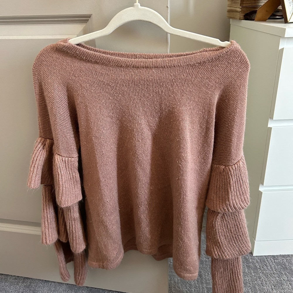 Gently used women’s cold weather clothes